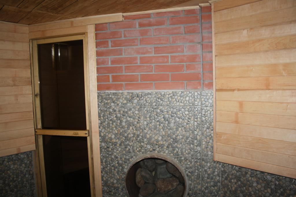 Садиба Під Гострою Zhdeniievo Exterior photo