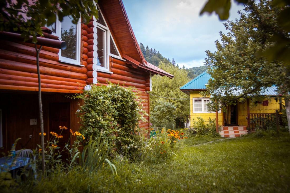 Садиба Під Гострою Zhdeniievo Exterior photo